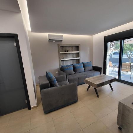 Aparthotel Radina Family à Kallithea  Extérieur photo